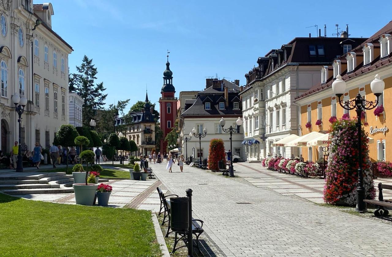 Apartamenty Kora Cieplice Jelenia Góra Exterior foto